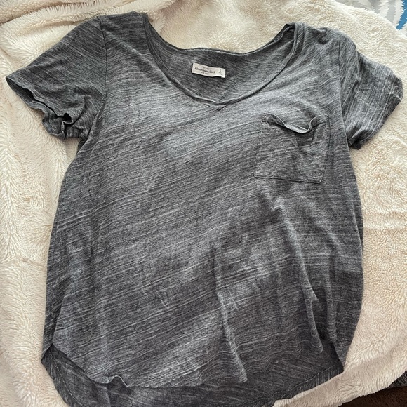 Abercrombie & Fitch Tops - The perfect Abercrombie top